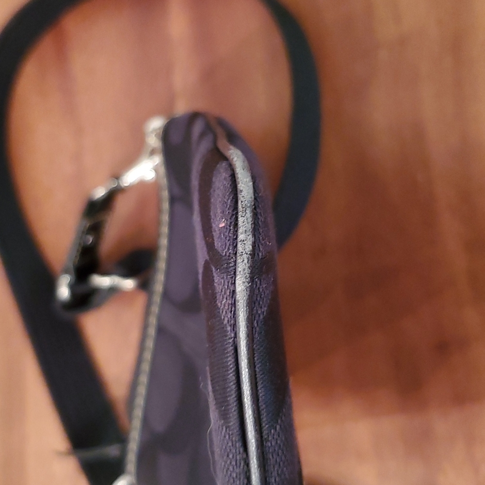 Handbag - Picture 6 of 7